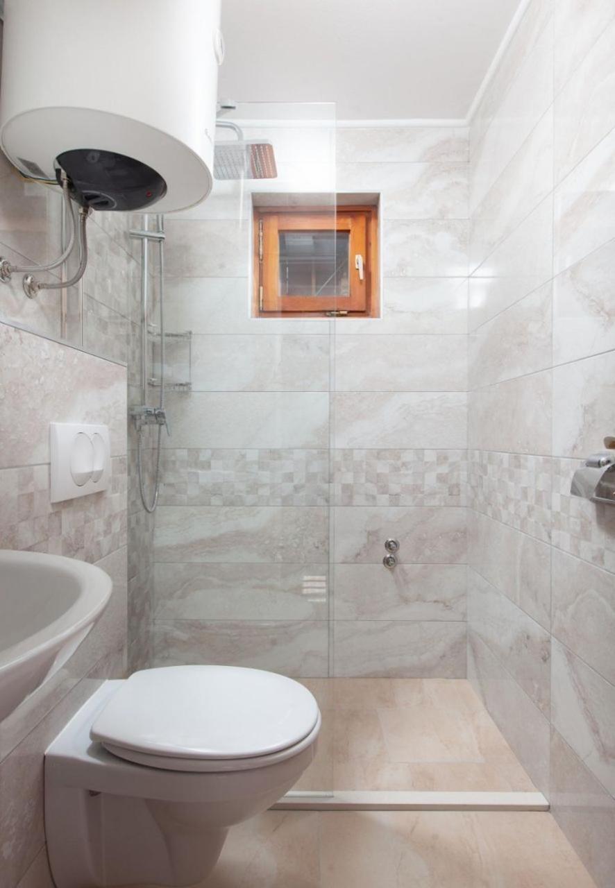 Apartment Ante M Brela Esterno foto